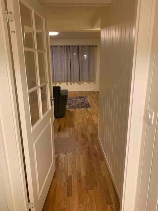 Fin Leilighet I Tromsdalen. Apartment Тромсьо Екстериор снимка