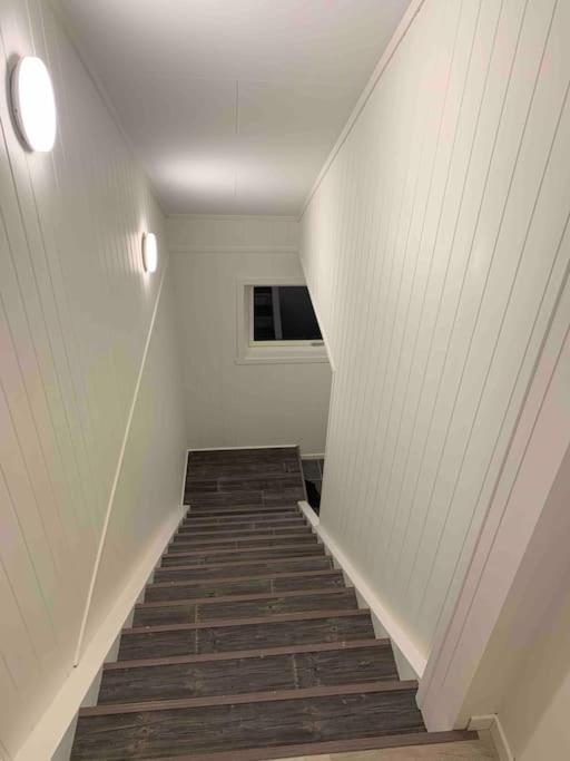 Fin Leilighet I Tromsdalen. Apartment Тромсьо Екстериор снимка