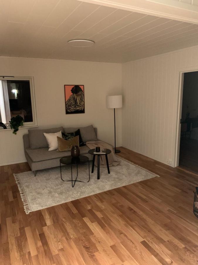 Fin Leilighet I Tromsdalen. Apartment Тромсьо Екстериор снимка